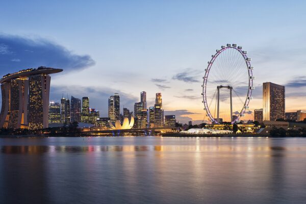 Singapore_skyline_at_sunset_viewed_from_Gardens_by_the_Bay_East_-_20120426